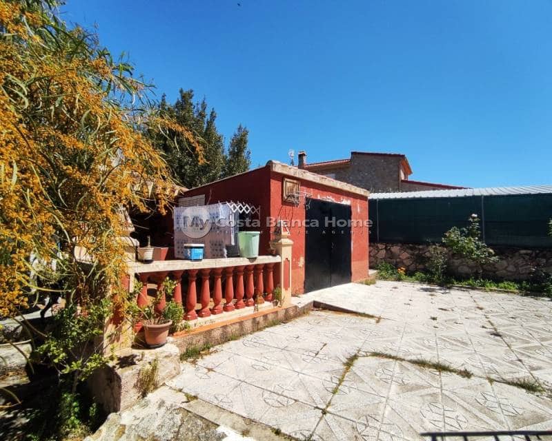 4 soveværelse Finca/Landehus til salg i Cocentaina med swimmingpool - € 250.000 (Ref: 8969249)