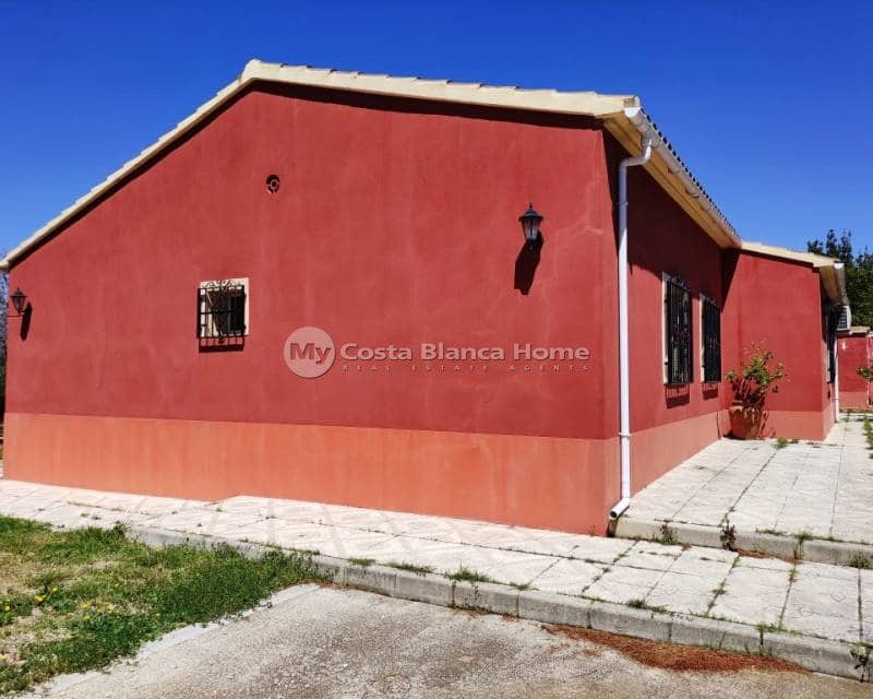 4 soveværelse Finca/Landehus til salg i Cocentaina med swimmingpool - € 250.000 (Ref: 8969249)