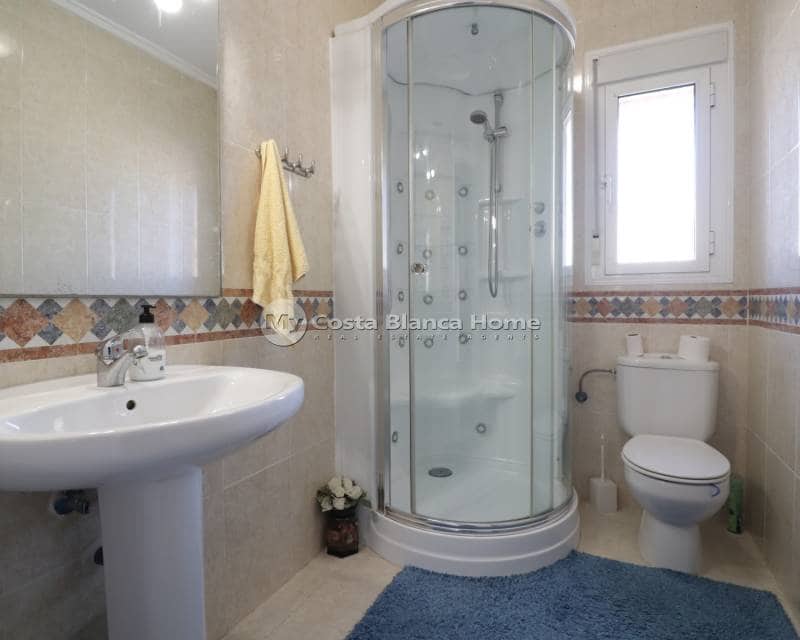 3 soveværelse Villa til salg i Monte Azul med swimmingpool - € 325.000 (Ref: 8983040)