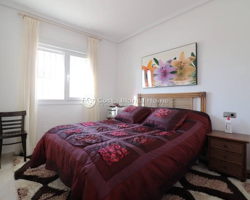 3 soveværelse Villa til salg i Monte Azul med swimmingpool - € 325.000 (Ref: 8983040)