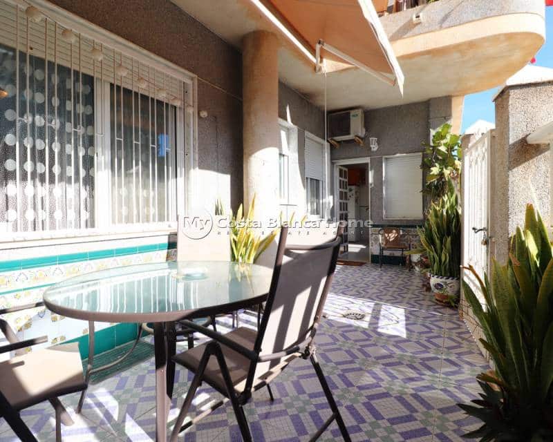 3 bedroom Apartment for sale in Rojales with pool - € 159,950 (Ref: 8983041)