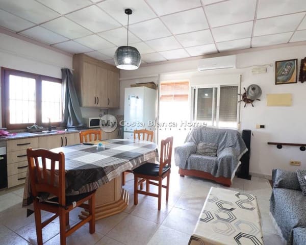 3 bedroom Townhouse for sale in Benijófar with pool - € 260,000 (Ref: 8983044)