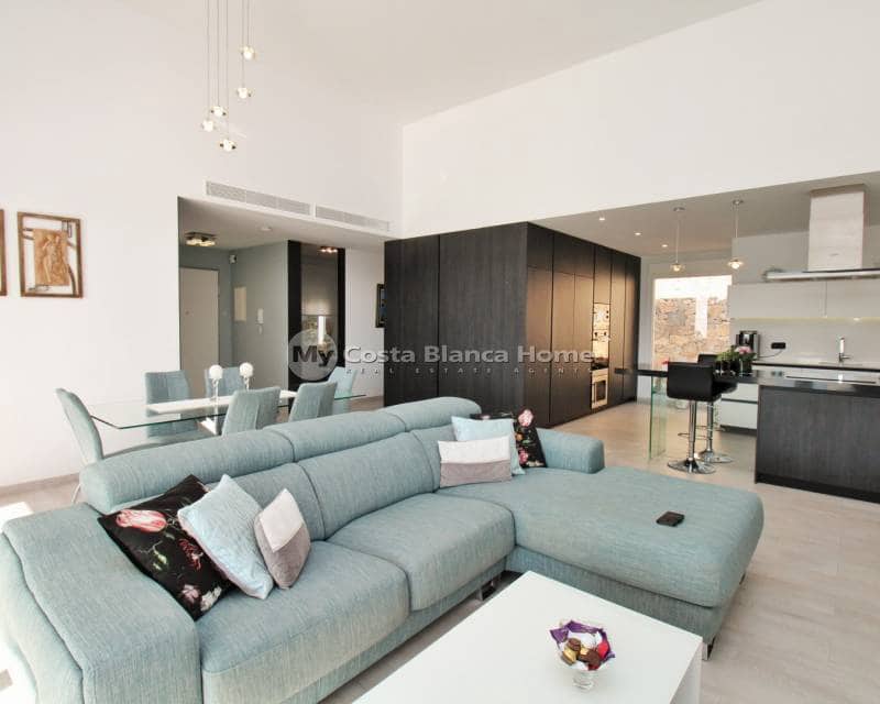 3 soveværelse Villa til salg i Algorfa med swimmingpool - € 599.900 (Ref: 9013147)