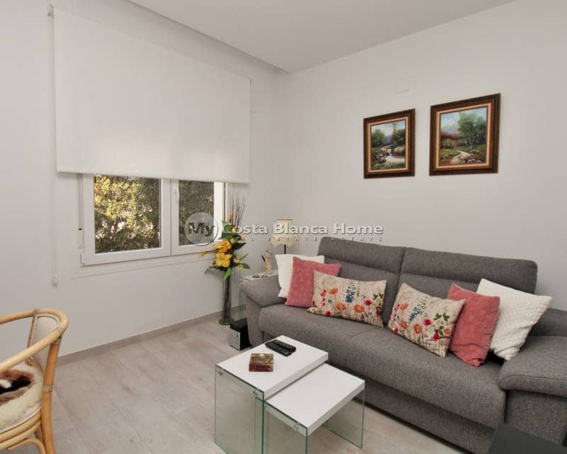 3 soveværelse Villa til salg i Algorfa med swimmingpool - € 599.900 (Ref: 9013147)