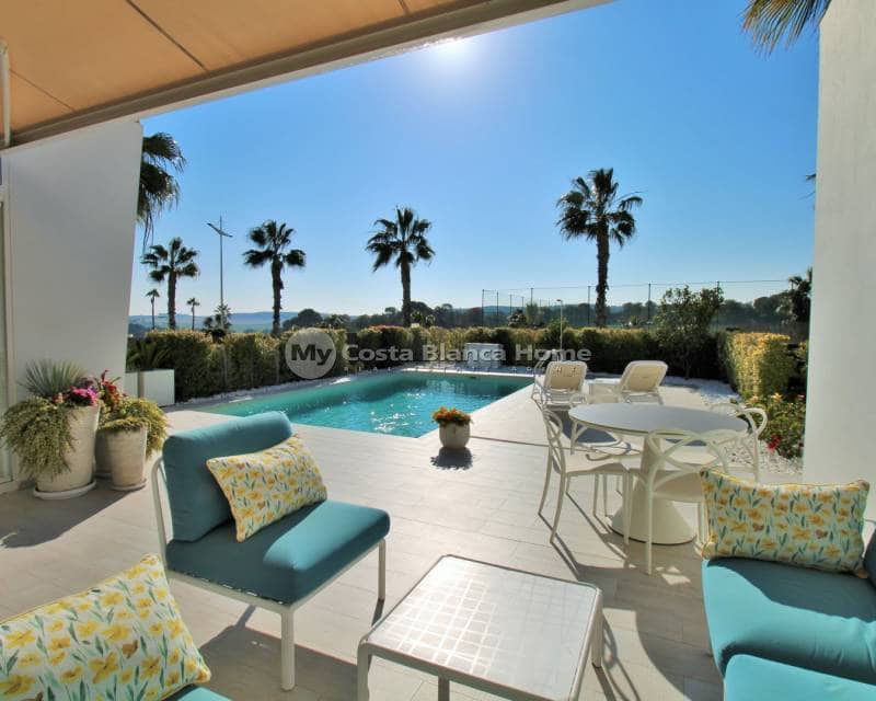 3 soveværelse Villa til salg i Algorfa med swimmingpool - € 599.900 (Ref: 9013147)