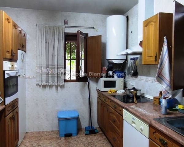 5 soveværelse Finca/Landehus til salg i Bocairent - € 166.000 (Ref: 9013148)