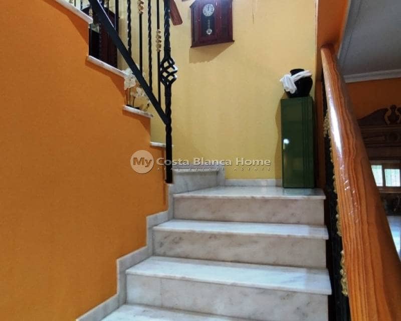 5 sypialnia Willa na sprzedaż w Ontinyent - 310 000 € (Ref: 9013152)