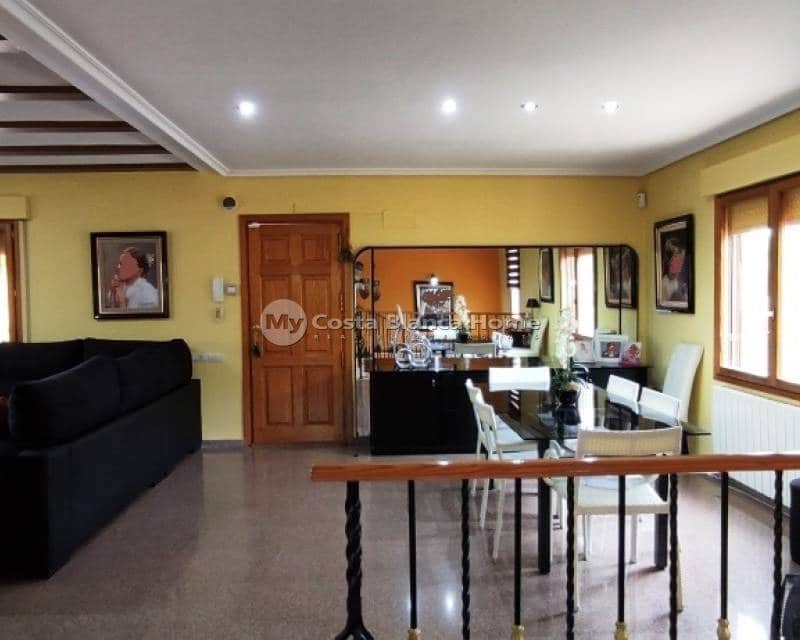 5 sypialnia Willa na sprzedaż w Ontinyent - 310 000 € (Ref: 9013152)