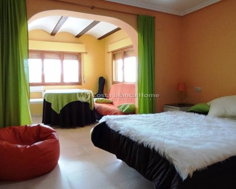 5 sypialnia Willa na sprzedaż w Ontinyent - 310 000 € (Ref: 9013152)