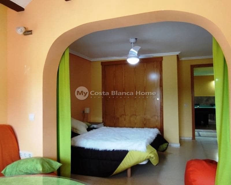 5 sypialnia Willa na sprzedaż w Ontinyent - 310 000 € (Ref: 9013152)