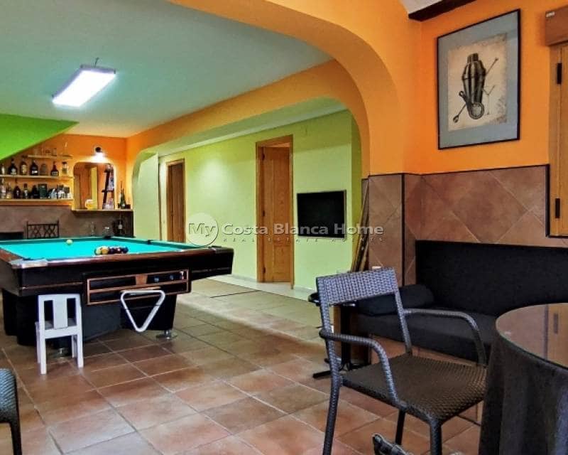 5 sypialnia Willa na sprzedaż w Ontinyent - 310 000 € (Ref: 9013152)