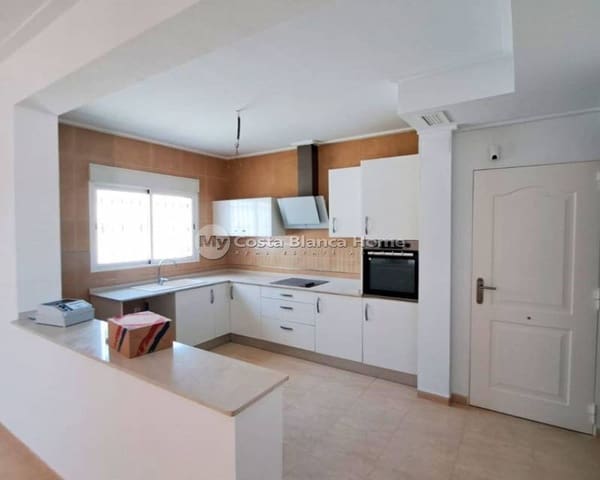 3 sovrum Finca/Hus på landet till salu i Catral med pool - 375 000 € (Ref: 9170589)