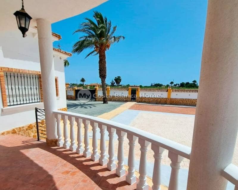 3 sovrum Finca/Hus på landet till salu i Catral med pool - 375 000 € (Ref: 9170589)