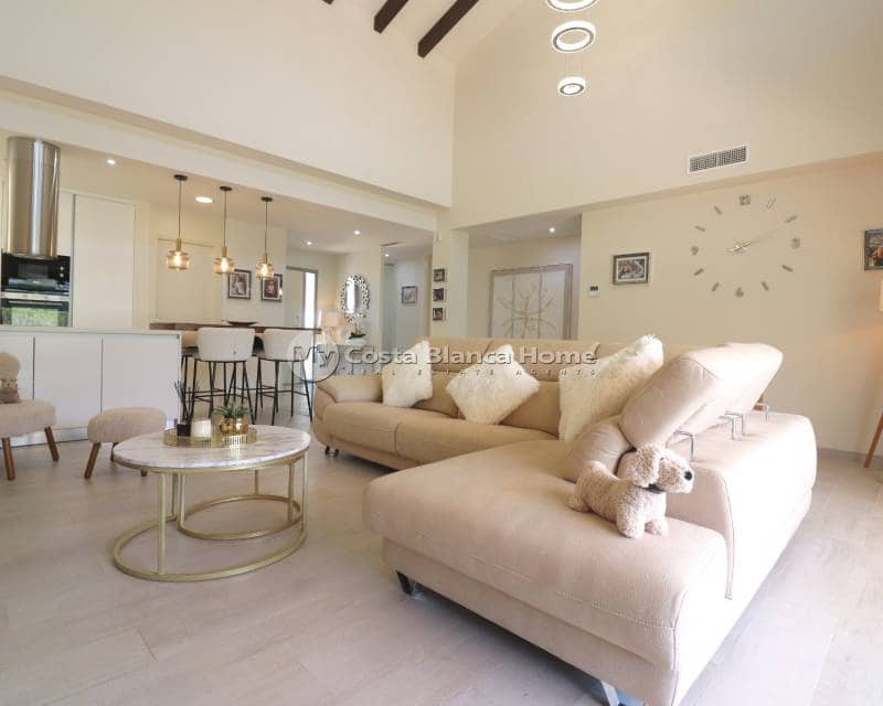 3 sypialnia Willa na sprzedaż w Algorfa z basenem - 595 000 € (Ref: 9170604)