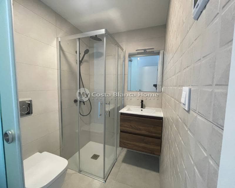 2 bedroom Apartment for sale in Villamartin with pool - € 249,900 (Ref: 9170606)