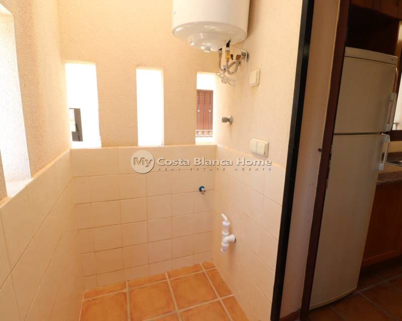 3 makuuhuone Paritalo myytävänä paikassa Algorfa mukana uima-altaan - 220 000 € (Ref: 9170610)