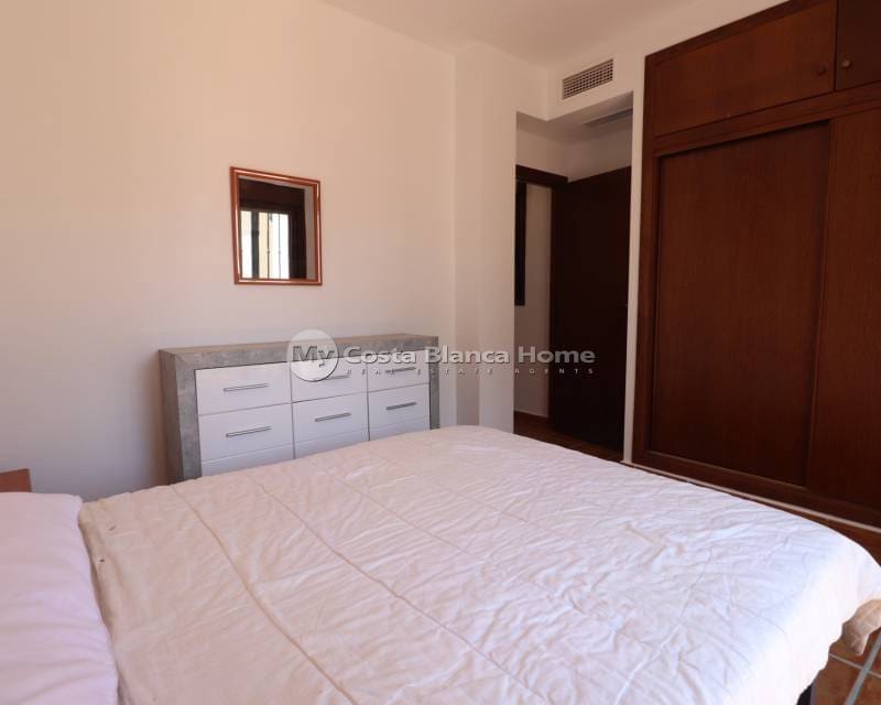 3 makuuhuone Paritalo myytävänä paikassa Algorfa mukana uima-altaan - 220 000 € (Ref: 9170610)