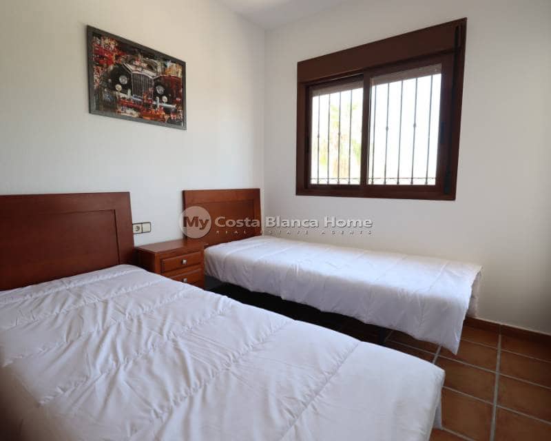 3 makuuhuone Paritalo myytävänä paikassa Algorfa mukana uima-altaan - 220 000 € (Ref: 9170610)