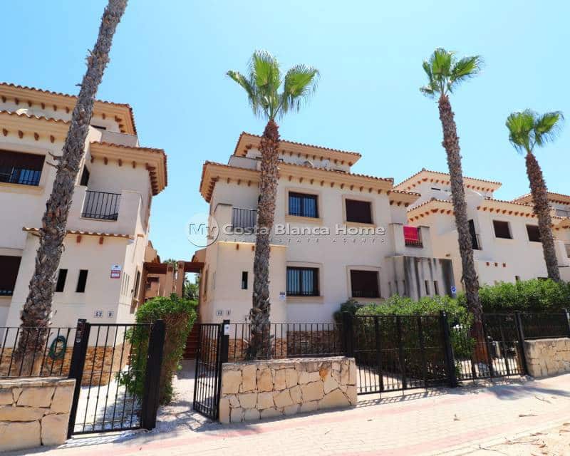 3 makuuhuone Paritalo myytävänä paikassa Algorfa mukana uima-altaan - 220 000 € (Ref: 9170610)