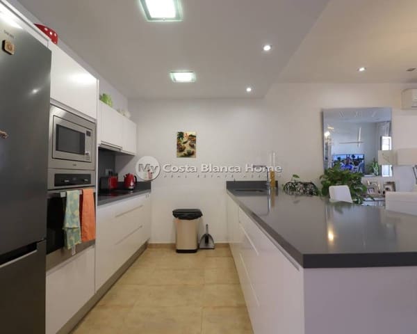 3 makuuhuone Omakotitalo myytävänä paikassa Benijófar mukana uima-altaan - 239 950 € (Ref: 9170612)