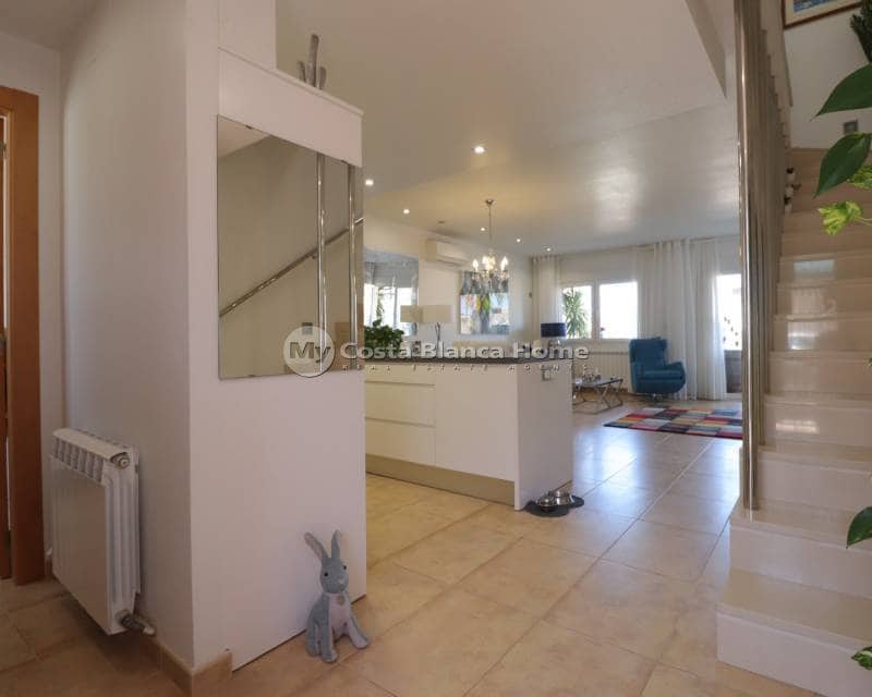 3 sypialnia Dom na sprzedaż w Benijofar z basenem - 239 950 € (Ref: 9170612)