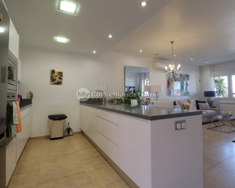 3 sypialnia Dom na sprzedaż w Benijofar z basenem - 239 950 € (Ref: 9170612)