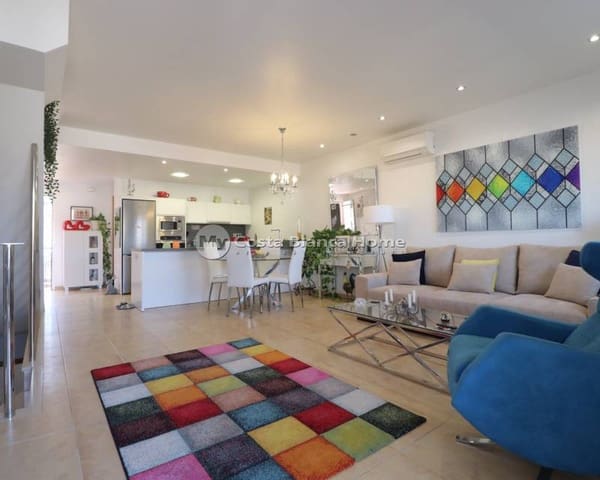 3 makuuhuone Omakotitalo myytävänä paikassa Benijófar mukana uima-altaan - 239 950 € (Ref: 9170612)