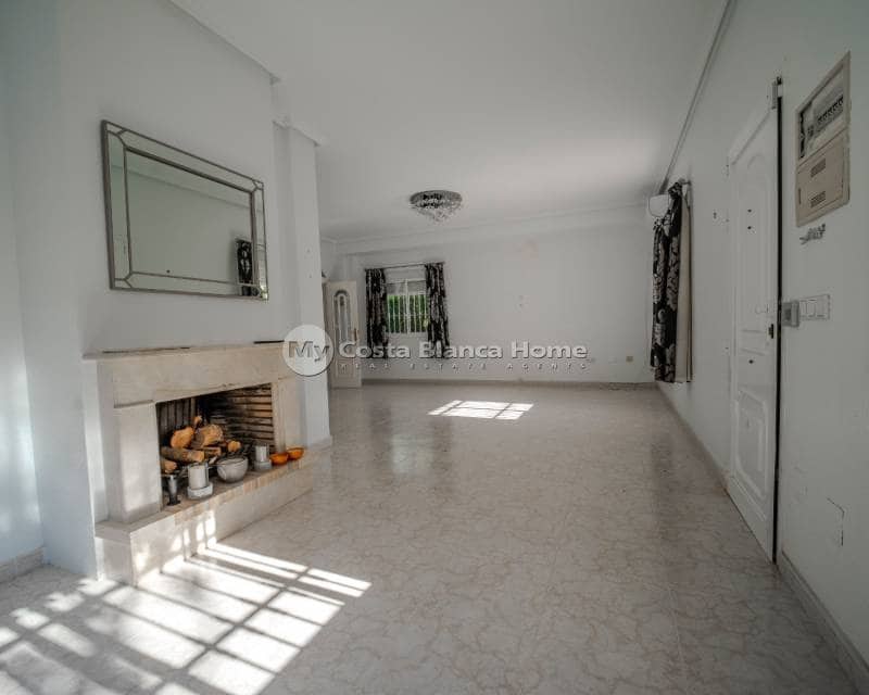 5 bedroom Villa for sale in Dona Pepa - € 680,000 (Ref: 9170613)