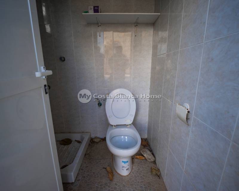 5 bedroom Villa for sale in Dona Pepa - € 680,000 (Ref: 9170613)