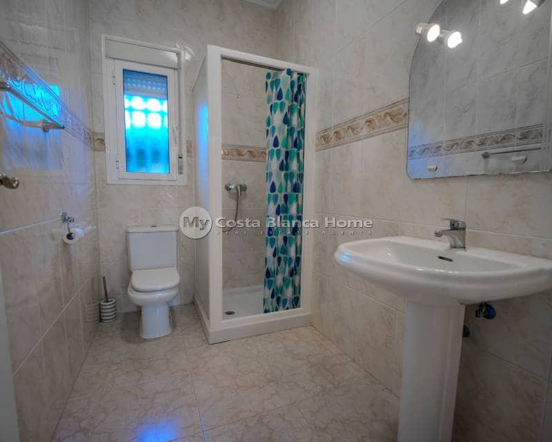 5 bedroom Villa for sale in Dona Pepa - € 680,000 (Ref: 9170613)