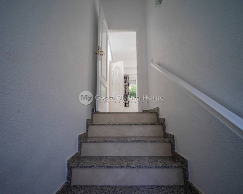 5 bedroom Villa for sale in Dona Pepa - € 680,000 (Ref: 9170613)