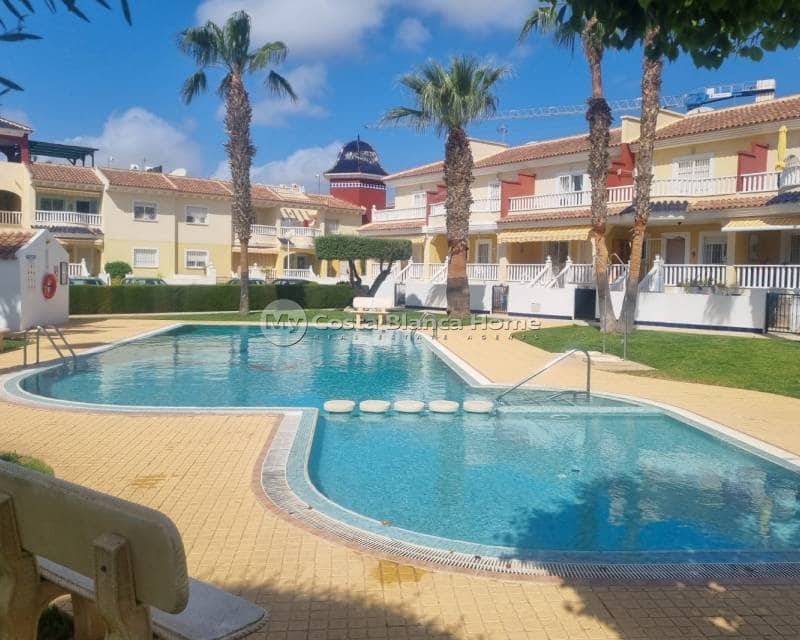 2 bedroom Townhouse for sale in Ciudad Quesada with pool - € 225,000 (Ref: 9170615)