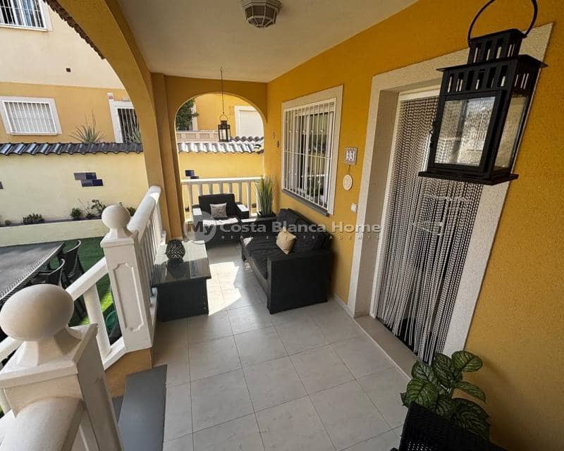 2 bedroom Townhouse for sale in Ciudad Quesada with pool - € 225,000 (Ref: 9170615)