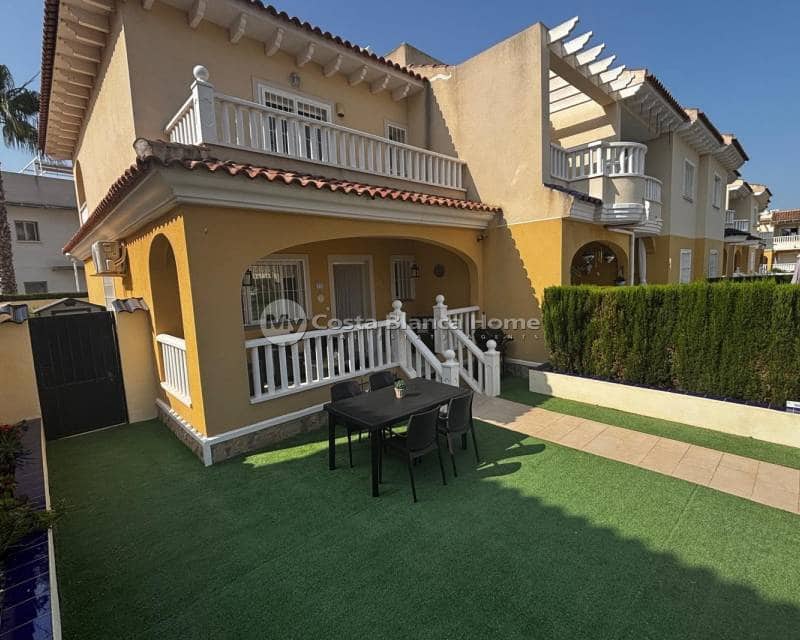 2 bedroom Townhouse for sale in Ciudad Quesada with pool - € 225,000 (Ref: 9170615)