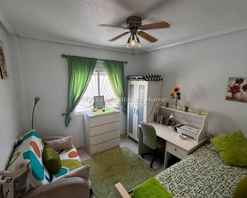 3 makuuhuone Omakotitalo myytävänä paikassa Dona Pepa mukana uima-altaan - 249 995 € (Ref: 9170618)