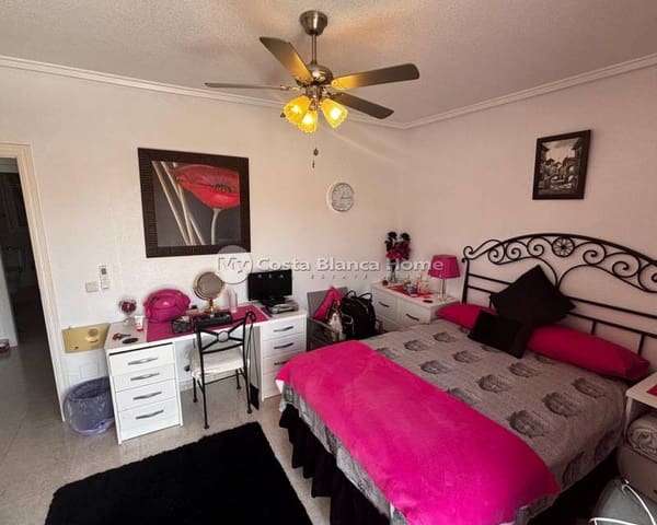 3 makuuhuone Omakotitalo myytävänä paikassa Doña Pepa, Rojales mukana uima-altaan - 249 995 € (Ref: 9170618)