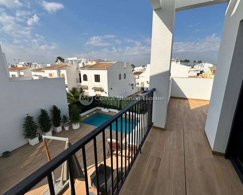 3 bedroom Villa for sale in Ciudad Quesada with pool - € 529,000 (Ref: 9170621)