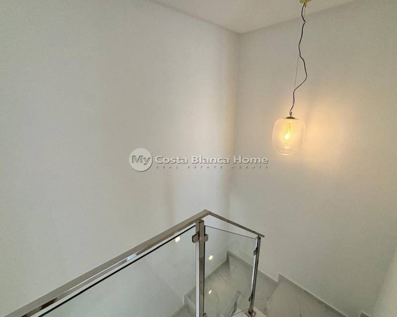 3 bedroom Villa for sale in Ciudad Quesada with pool - € 529,000 (Ref: 9170621)