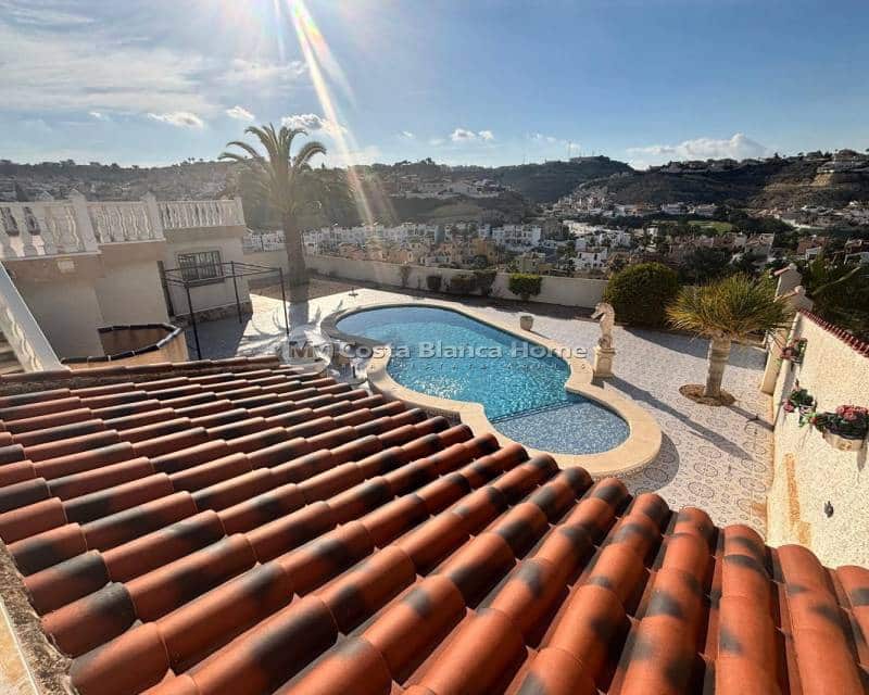 5 bedroom Villa for sale in La Marquesa with pool - € 625,000 (Ref: 9170622)