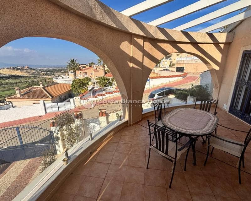 5 bedroom Villa for sale in La Marquesa with pool - € 625,000 (Ref: 9170622)