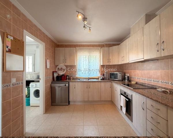 5 bedroom Villa for sale in La Marquesa, Rojales with pool - € 595,000 (Ref: 9170622)