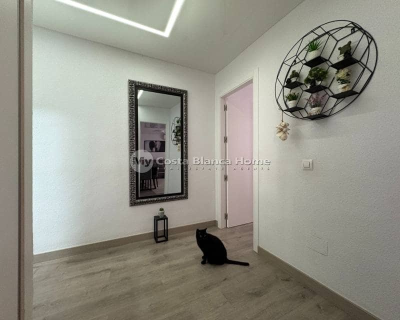 4 slaapkamer Appartement te koop in Torrevieja - € 209.000 (Ref: 9172013)