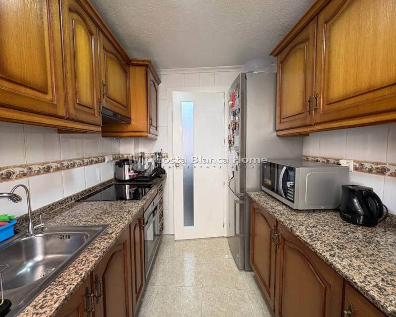 4 slaapkamer Appartement te koop in Torrevieja - € 209.000 (Ref: 9172013)