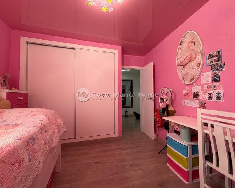 4 slaapkamer Appartement te koop in Torrevieja - € 209.000 (Ref: 9172013)