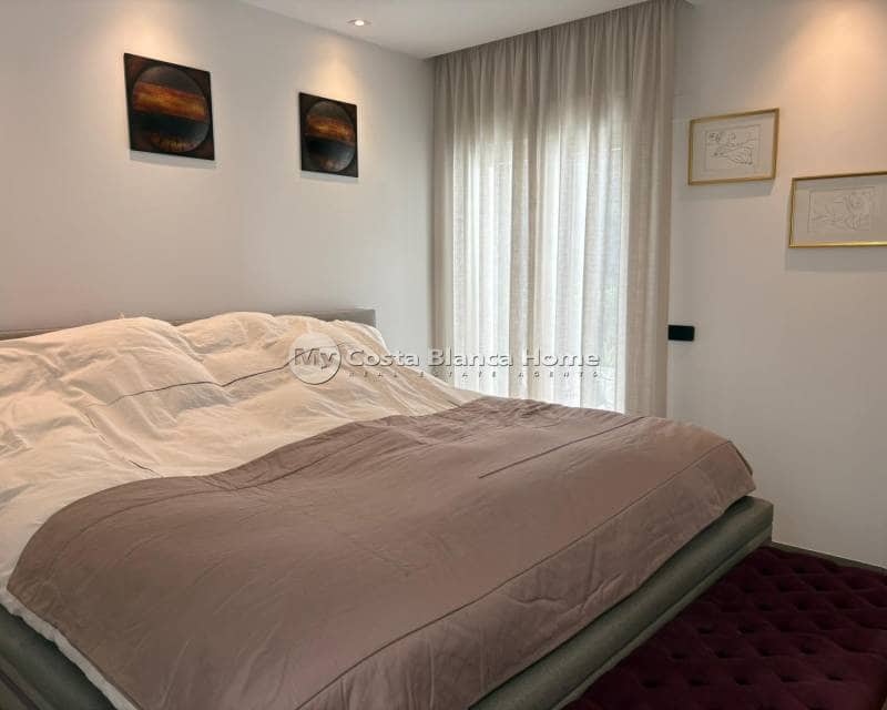 2 bedroom Villa for sale in Algorfa with pool - € 665,000 (Ref: 9172014)