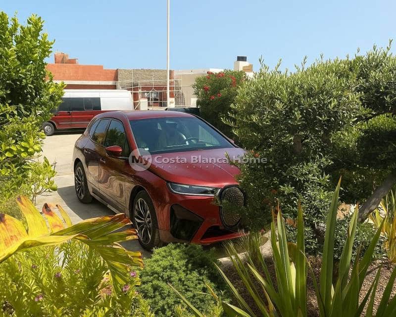 2 bedroom Villa for sale in Algorfa with pool - € 665,000 (Ref: 9172014)