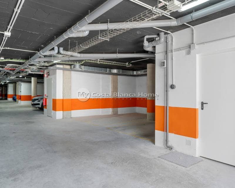 2 bedroom Apartment for sale in Los Alcazares with pool - € 299,000 (Ref: 9172015)