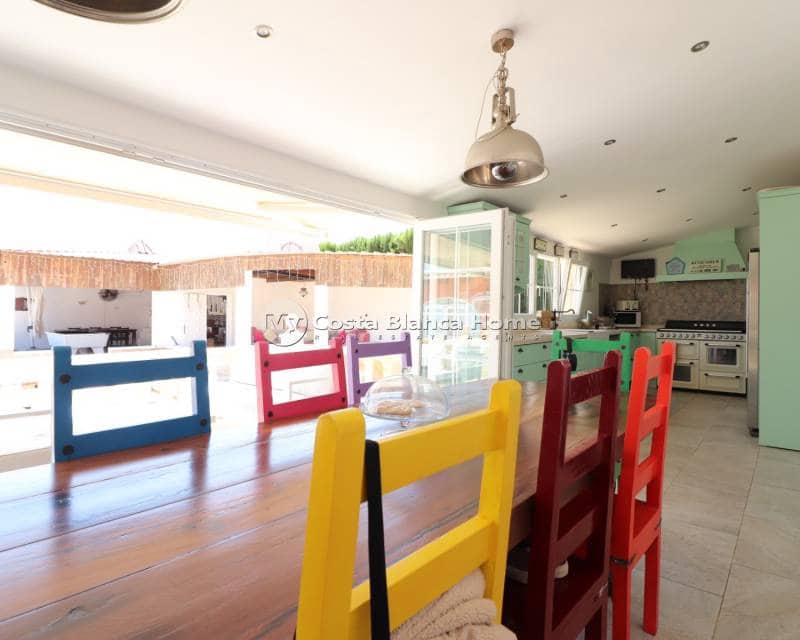 6 sypialnia Finka/Dom wiejski na sprzedaż w Heredades z basenem - 650 000 € (Ref: 9172029)