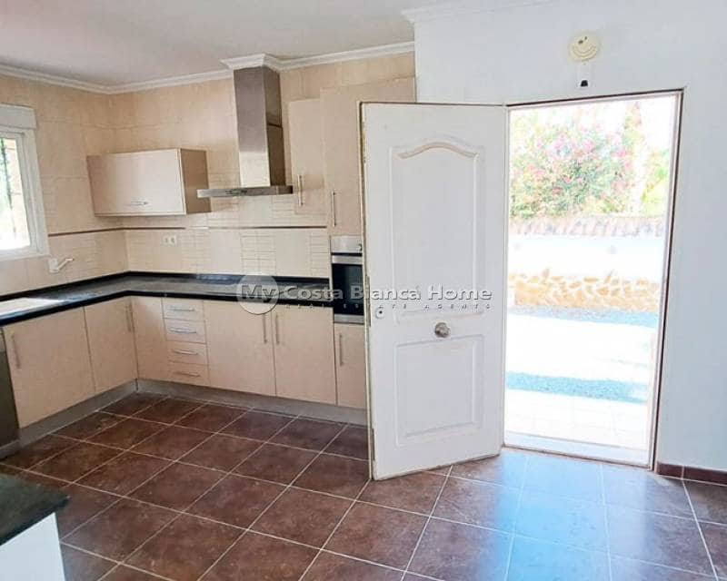 3 bedroom Finca/Country House for sale in Catral - € 385,000 (Ref: 9172031)