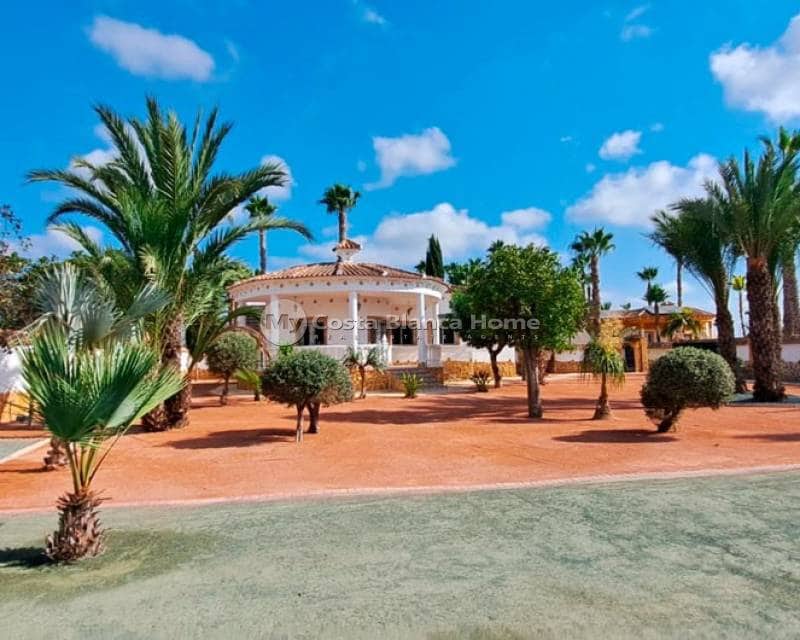 3 bedroom Finca/Country House for sale in Catral - € 385,000 (Ref: 9172031)